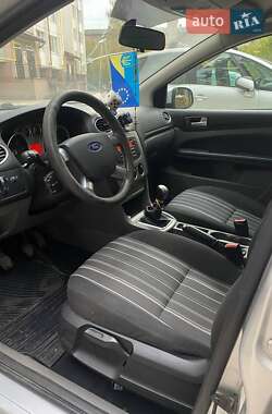 Универсал Ford Focus 2010 в 