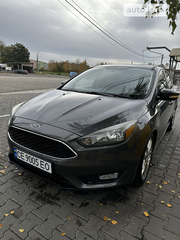 Хэтчбек Ford Focus 2015 в Черновцах
