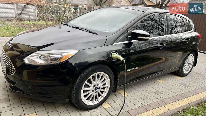 Хэтчбек Ford Focus 2013 в Калиновке