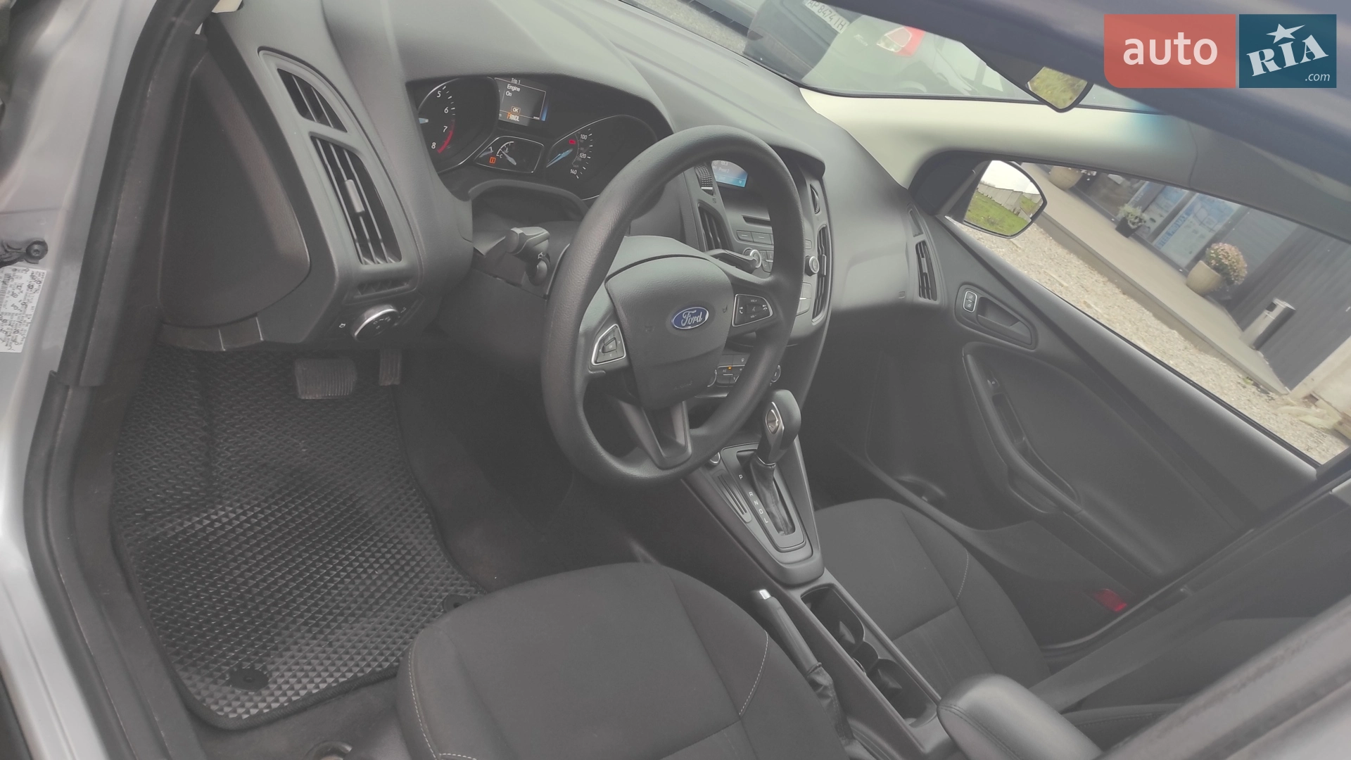 2016 Ford Focus - мініатюра 16