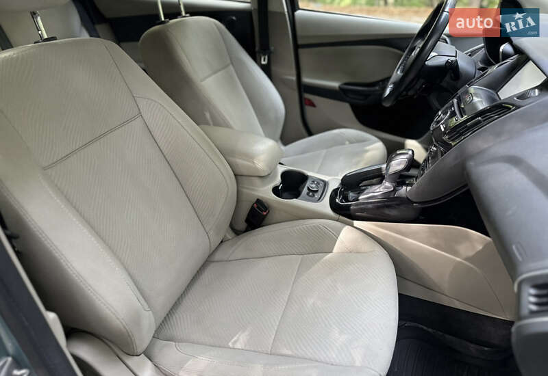 Хэтчбек Ford Focus 2012 в Ровно