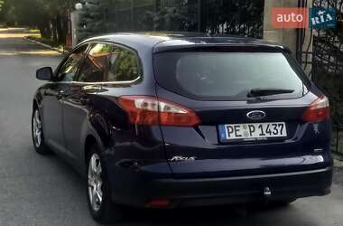 Универсал Ford Focus 2013 в 