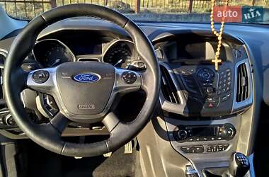 Универсал Ford Focus 2013 в 