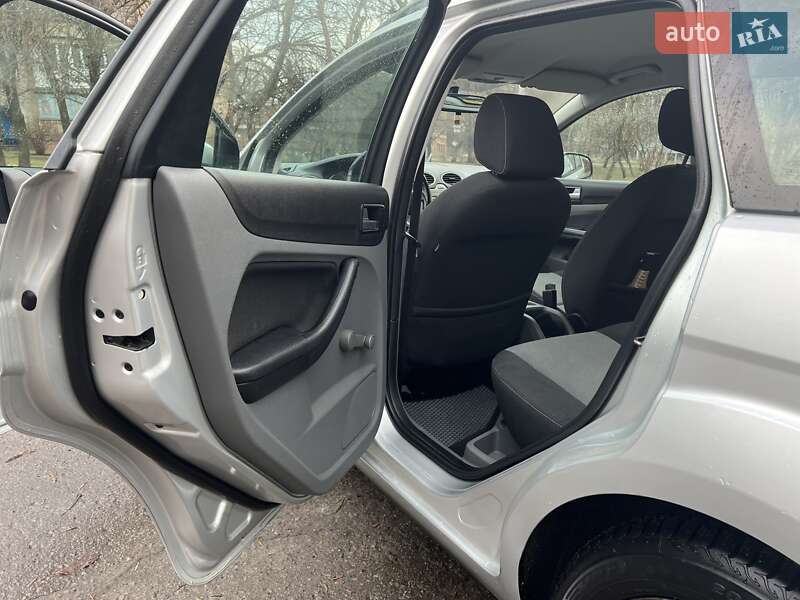 Универсал Ford Focus 2009 в Славянске фото 12 Универсал Ford Focus 2009 в Славянске