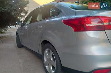 Седан Ford Focus 2017 в 