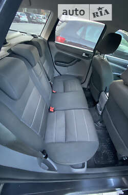 Універсал Ford Focus 2010 в Чернівцях