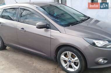 Хэтчбек Ford Focus 2013 в Великой Александровке