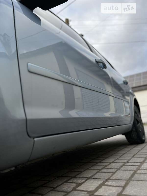 Универсал Ford Focus 2005 в Рогатине