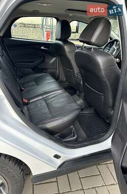 Хэтчбек Ford Focus 2014 в 