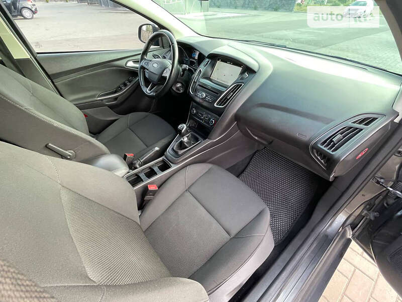 Универсал Ford Focus 2016 в Ровно