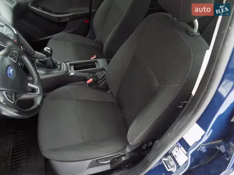 Универсал Ford Focus 2015 в Жовкве