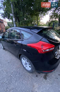 Хэтчбек Ford Focus 2016 в 