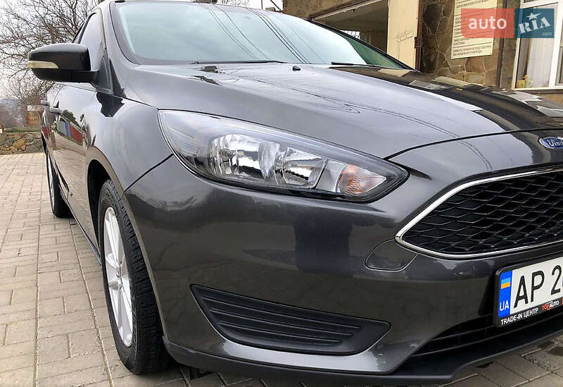 Седан Ford Focus 2016 в Львове