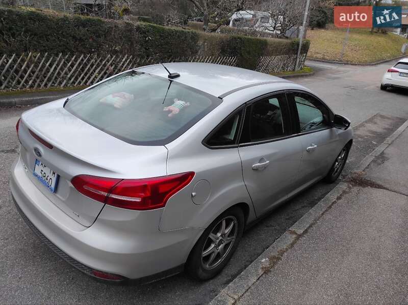Седан Ford Focus 2017 в Запоріжжі