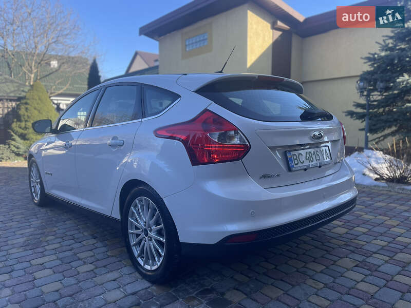 Хэтчбек Ford Focus 2014 в Львове фото 5 Хэтчбек Ford Focus 2014 в Львове