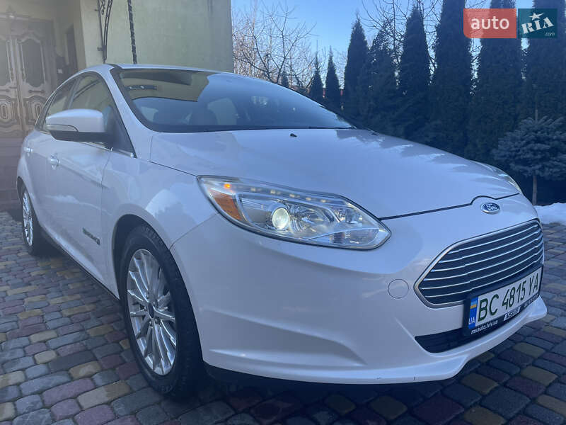 Хэтчбек Ford Focus 2014 в Львове фото 18 Хэтчбек Ford Focus 2014 в Львове