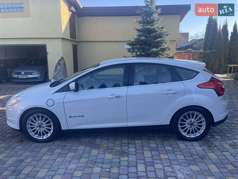 Хэтчбек Ford Focus 2014 в Львове фото 21 Хэтчбек Ford Focus 2014 в Львове