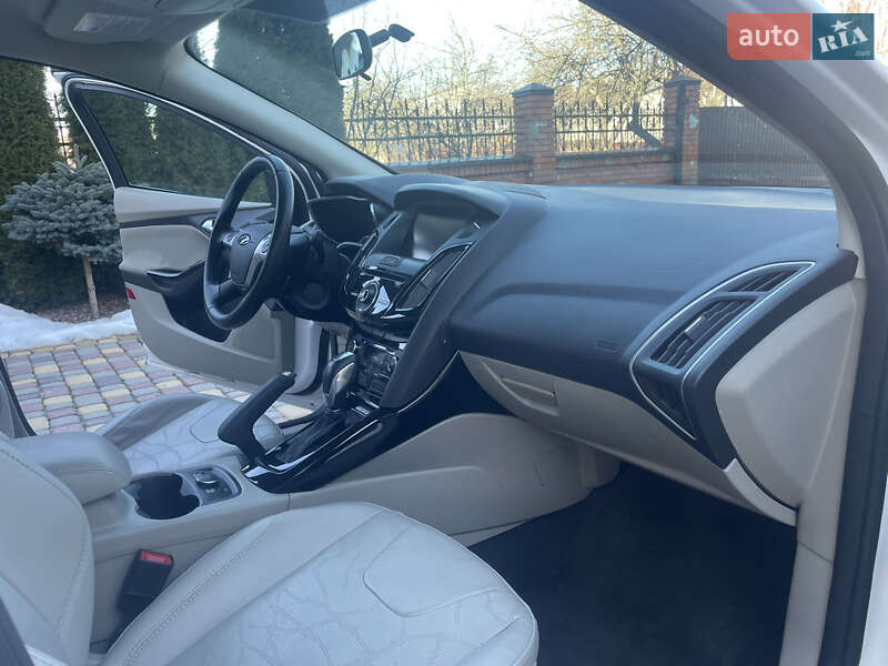 Хэтчбек Ford Focus 2014 в Львове фото 42 Хэтчбек Ford Focus 2014 в Львове