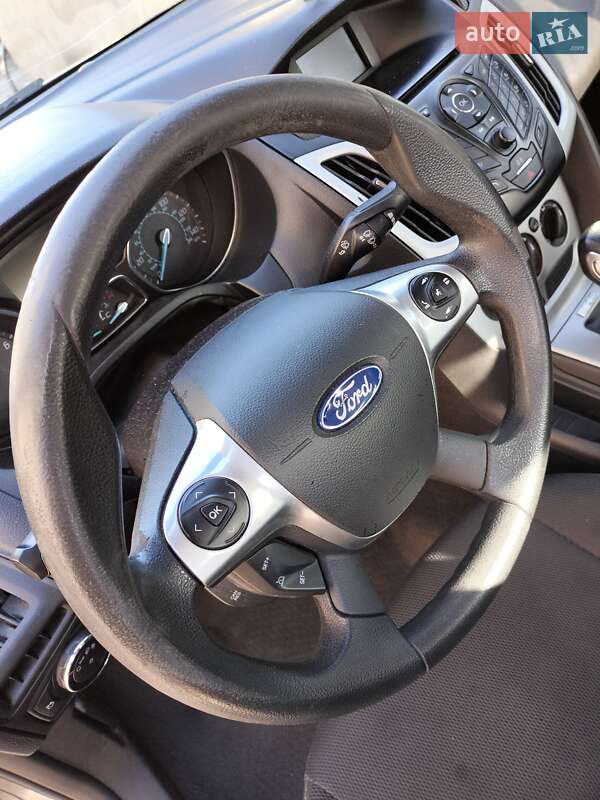 Седан Ford Focus 2014 в Березане фото 12 Седан Ford Focus 2014 в Березане