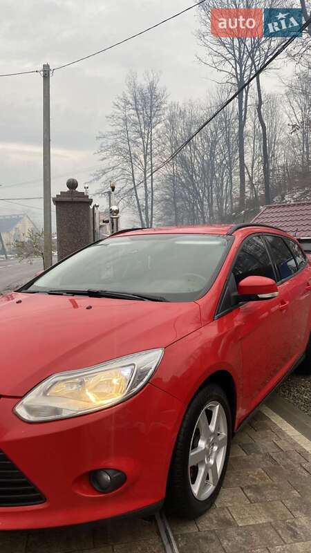 Универсал Ford Focus 2011 в Тячеве