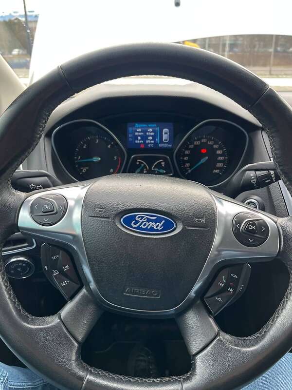 Хэтчбек Ford Focus 2011 в Львове фото 21 Хэтчбек Ford Focus 2011 в Львове