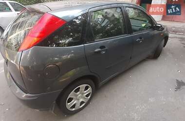 Хэтчбек Ford Focus 2003 в Чернигове