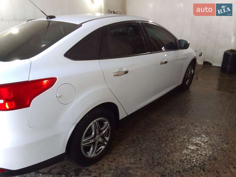 Седан Ford Focus 2017 в Кривом Роге