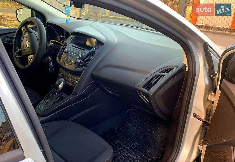 Седан Ford Focus 2015 в Жашкове
