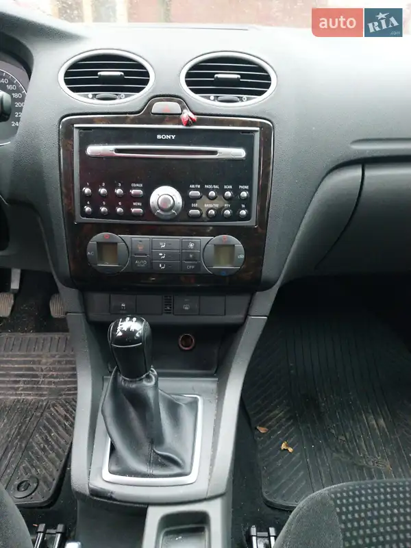 Ford Focus 2005 VIN WF04XXWPD45M47654 фото оголошення 6 з 46