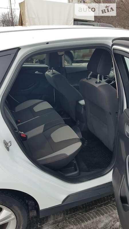 Хэтчбек Ford Focus 2013 в Харькове