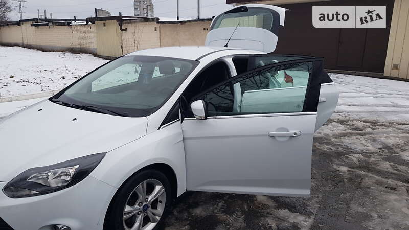 Хэтчбек Ford Focus 2013 в Харькове