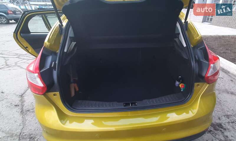 Хэтчбек Ford Focus 2011 в Харькове