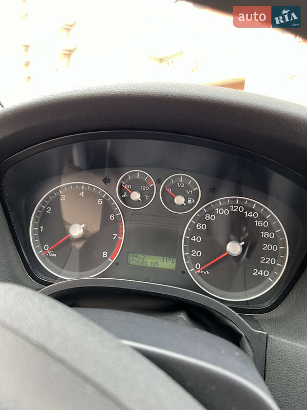 Хэтчбек Ford Focus 2005 в Тернополе