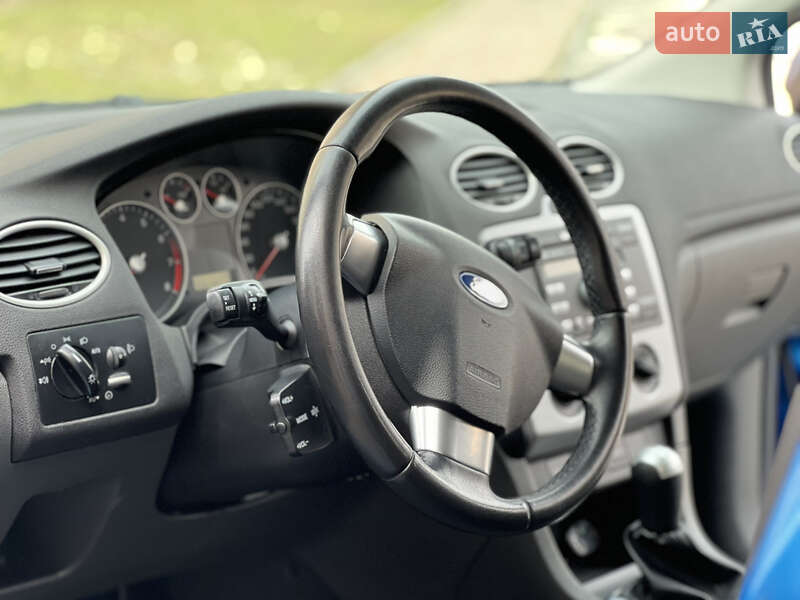 Хэтчбек Ford Focus 2005 в Тернополе