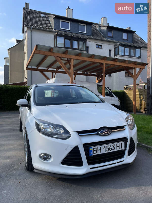 Хэтчбек Ford Focus 2013 в Одессе