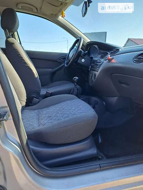 Універсал Ford Focus 2001 в Луцьку