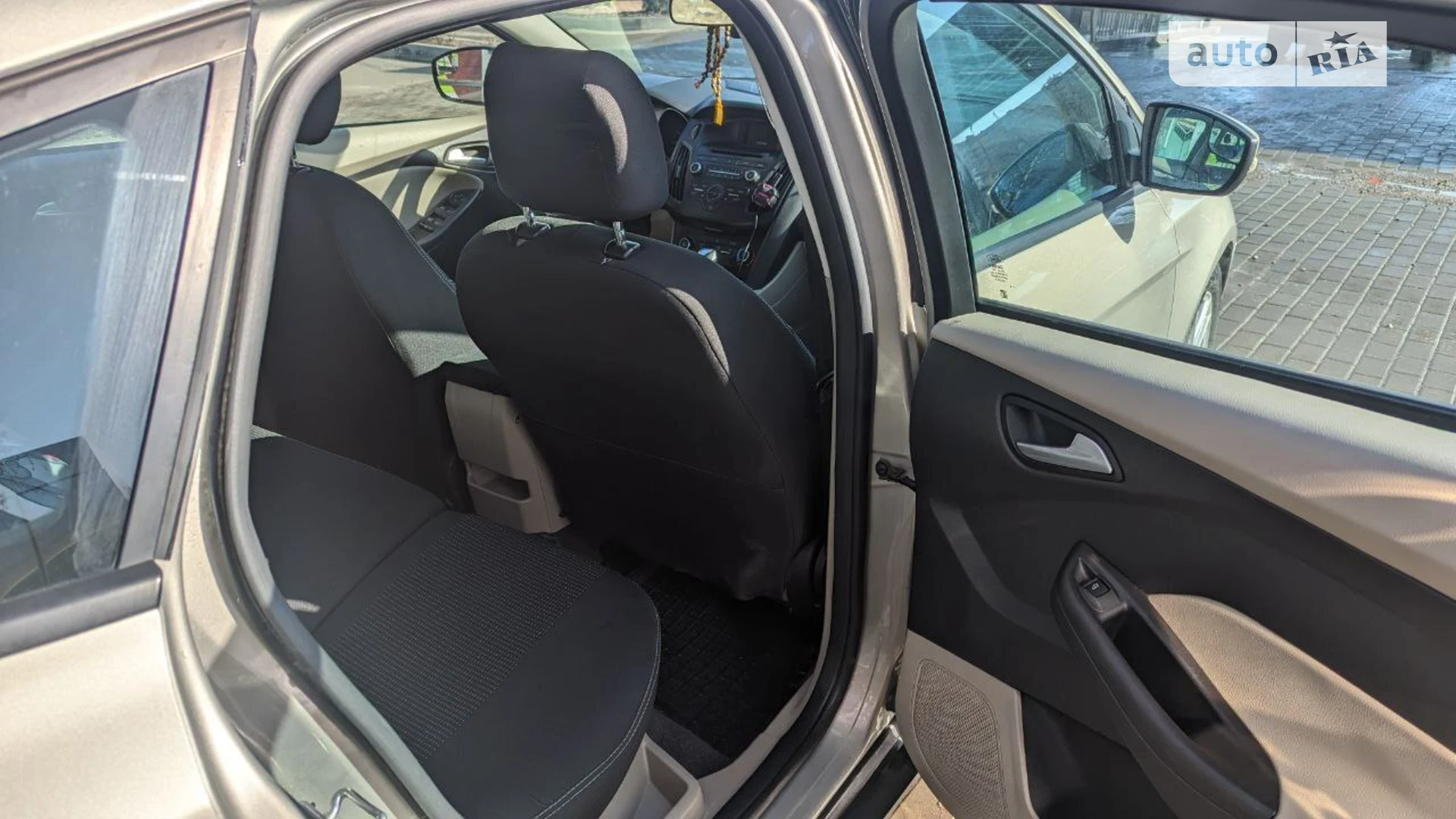 2015 Ford Focus - мініатюра 11