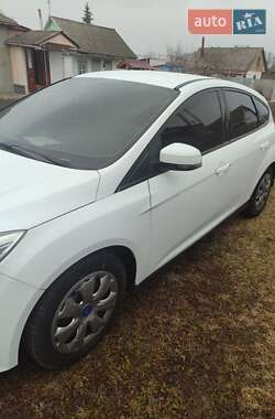 Хэтчбек Ford Focus 2014 в Яготине