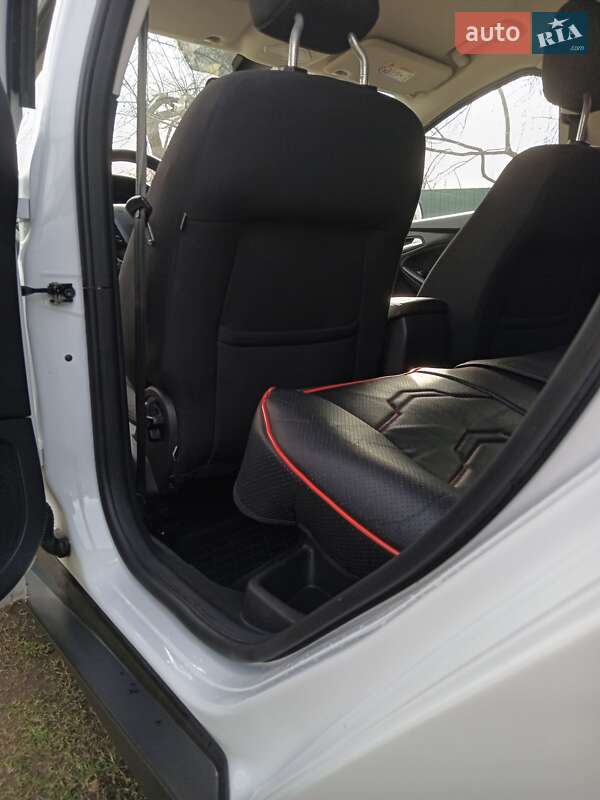 Универсал Ford Focus 2016 в Бродах фото 15 Универсал Ford Focus 2016 в Бродах