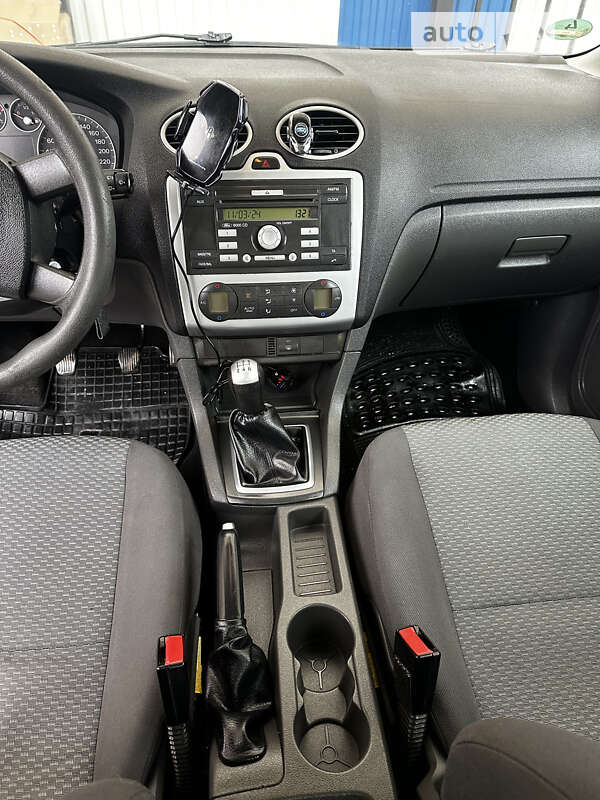Универсал Ford Focus 2006 в Каменец-Подольском фото 14 Универсал Ford Focus 2006 в Каменец-Подольском