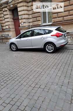 Хэтчбек Ford Focus 2015 в Одессе