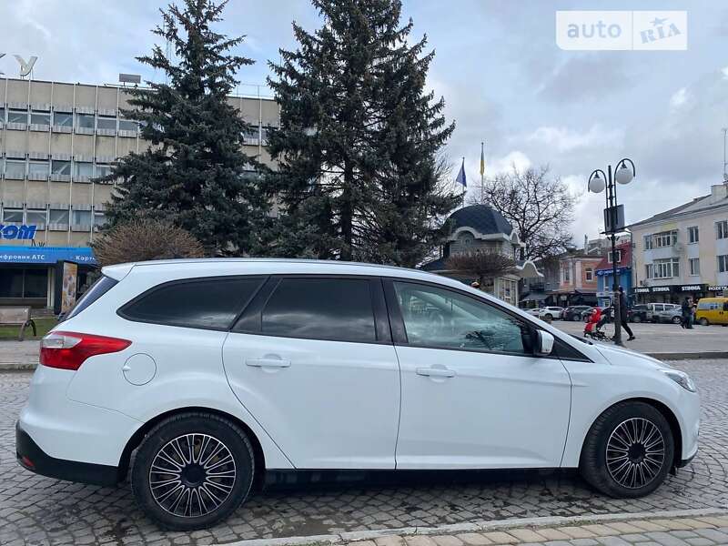 Универсал Ford Focus 2014 в Каменец-Подольском