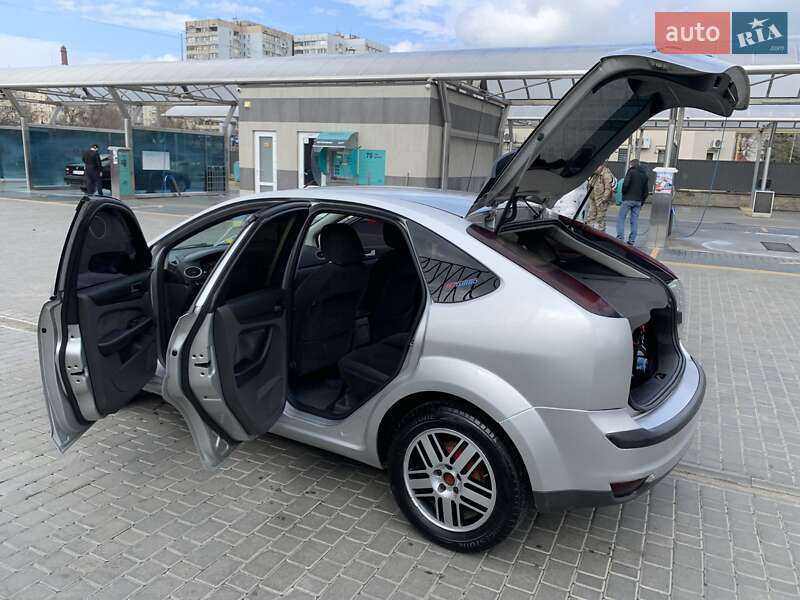 Хетчбек Ford Focus 2005 в Одесі фото 4 Хетчбек Ford Focus 2005 в Одесі