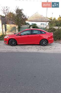Седан Ford Focus 2015 в 
