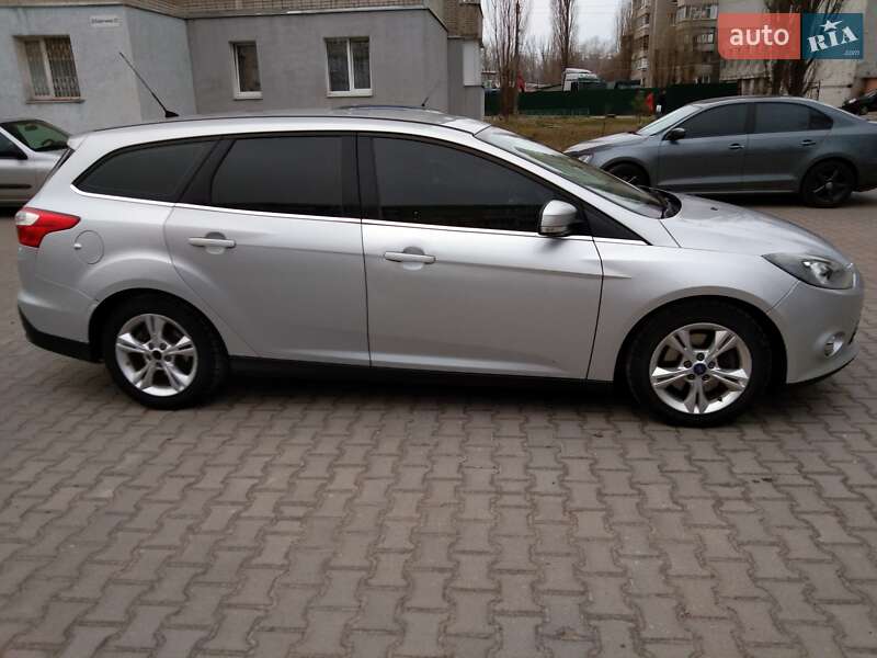 Универсал Ford Focus 2012 в Сумах фото 2 Универсал Ford Focus 2012 в Сумах