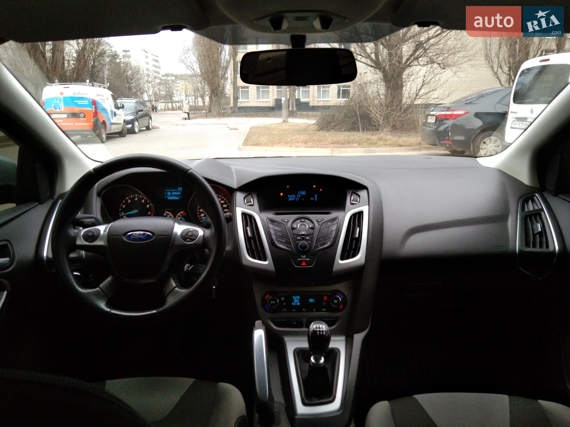 2012 Ford Focus - мініатюра 18
