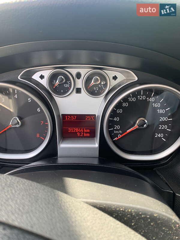 Седан Ford Focus 2008 в Киеве фото 23 Седан Ford Focus 2008 в Киеве