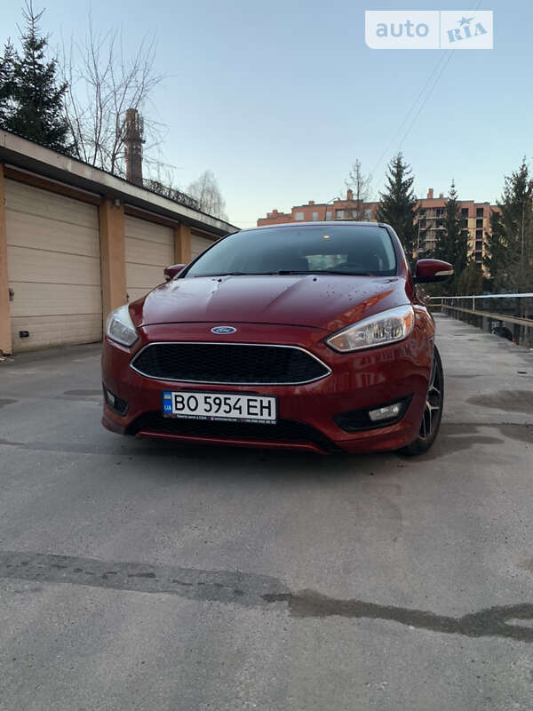 Хетчбек Ford Focus 2015 в Тернополі