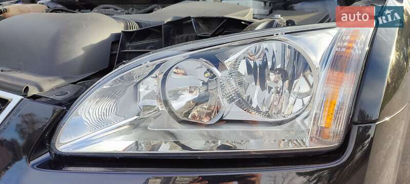 Седан Ford Focus 2007 в Горишних Плавнях