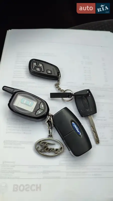 Седан Ford Focus 2007 в Горишних Плавнях документ